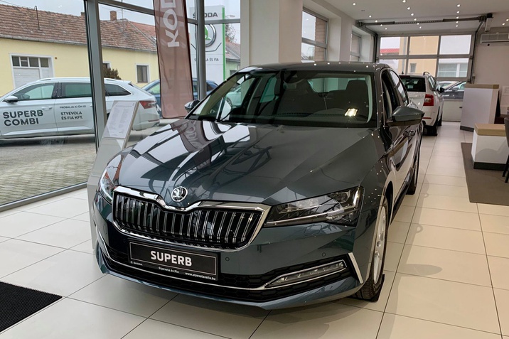 ŠKODA SUPERB IV